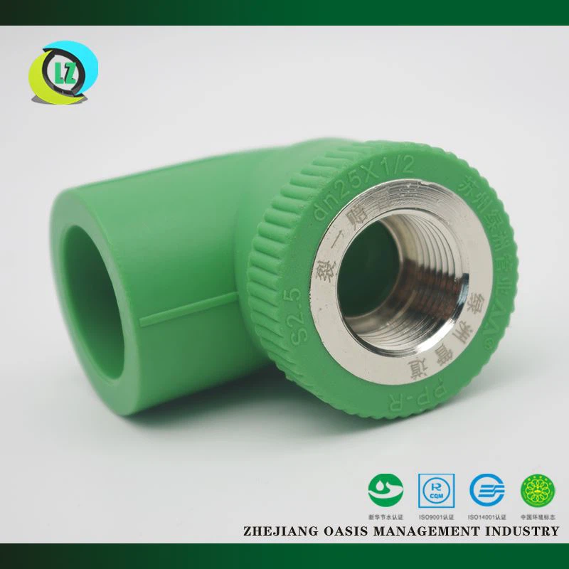 Kvinnelig gjenget albue